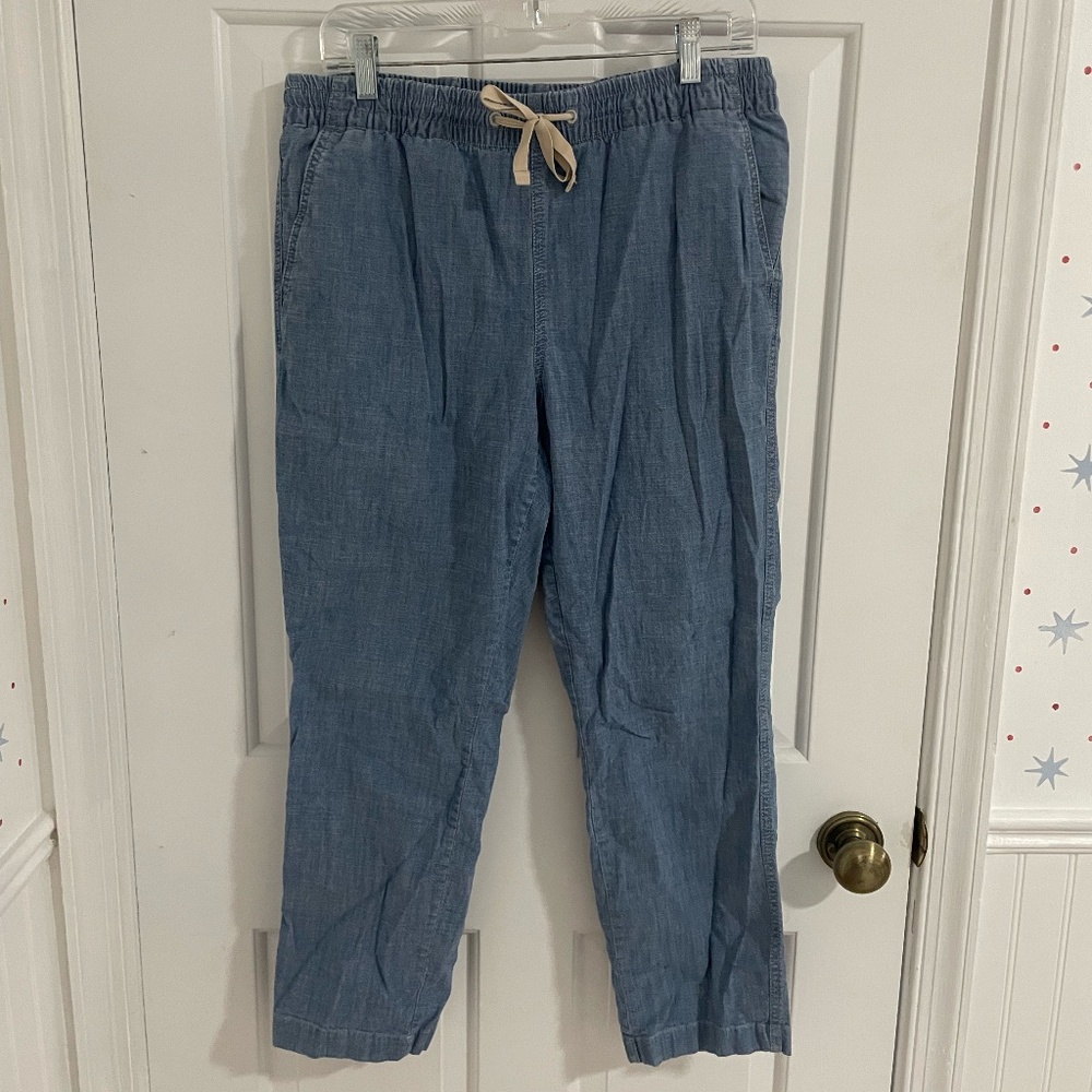 LL Bean Women's Lakewashed Pull-On Chinos, Mid-Rise Chambray Ankle Pants - Picture 2 of 3